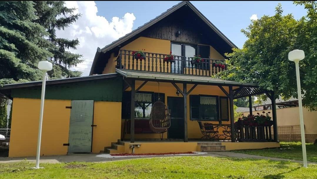 Kuca Ribarev San Villa Beocin Ngoại thất bức ảnh